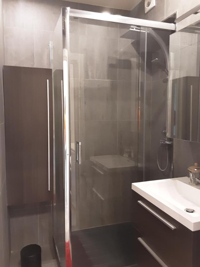 Sixtyfour Apartment Кноке-Хайст Екстериор снимка